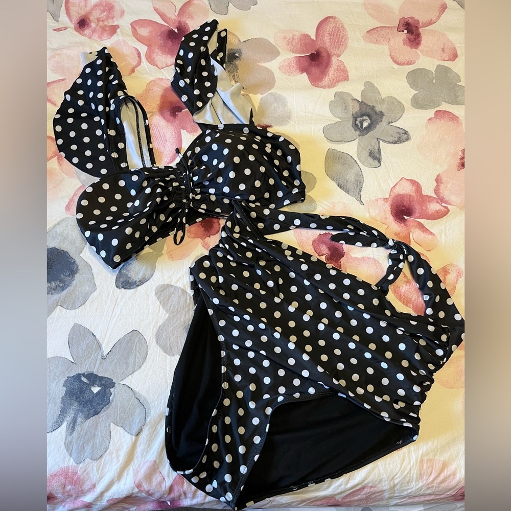 Women’s Shein bikini